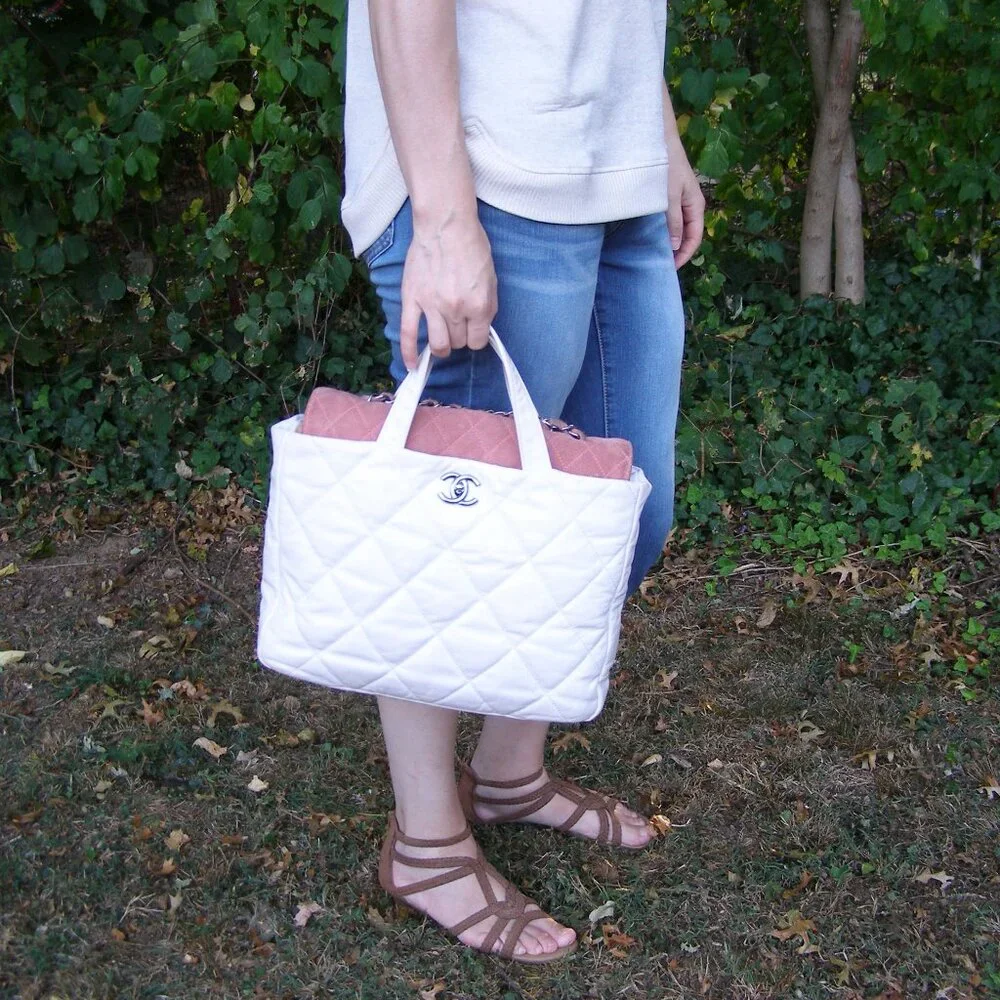 💖 CHANEL Portobello White Quilted Leather & Pink Suede Tote/Shoulder Bag